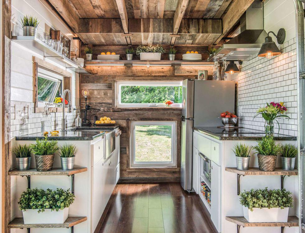 Clever tiny house kitchen storage ideas to maximize space