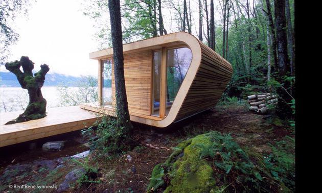 Modern Lake Cabin
