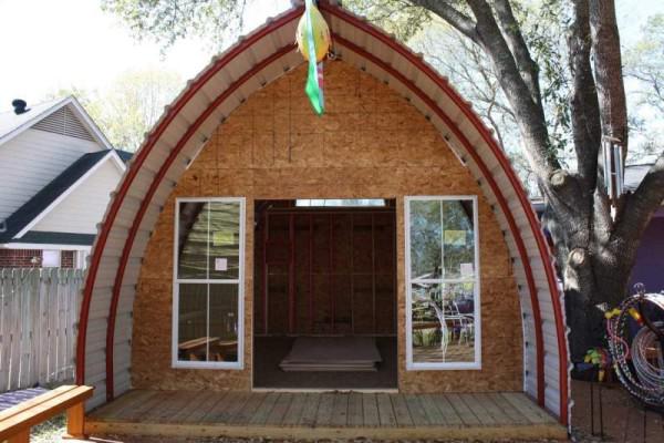 arched cabin