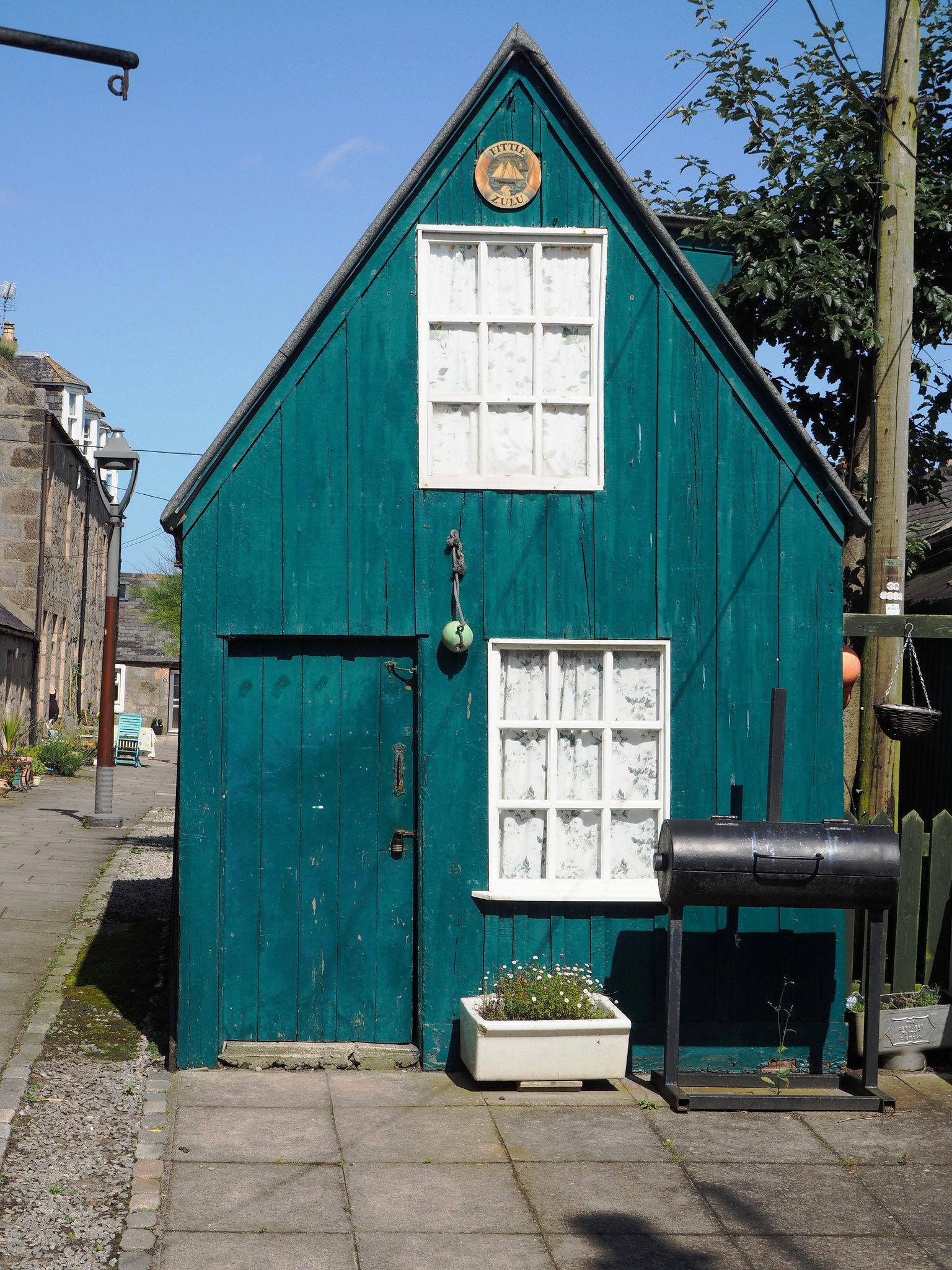 Trend Alert Tiny Houses On Foundations