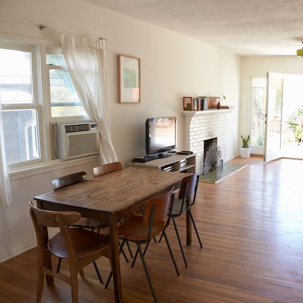 Low power air conditioner to keep you cool during the summer