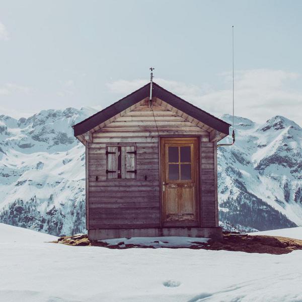 Off Grid Living in a Tiny House
