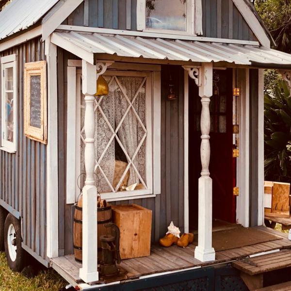 8 Tiny Essentials For Your Tiny House - Society19