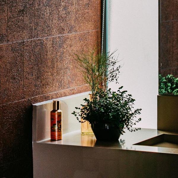 Tiny House Wet Bathroom